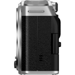 FUJIFILM X-M5 Mirrorless Camera with XC 15-45mm f/3.5-5.6 Lens (Silver)