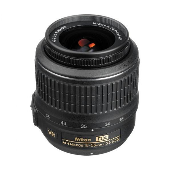 Nikon 18-55mm f/3.5-5.6G VR AF-S DX Nikkor Lens