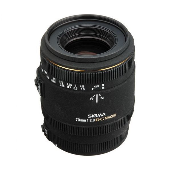 Sigma 70mm f/2.8 EX DG Macro Autofocus Lens for Nikon