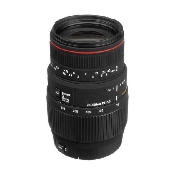 Sigma 70-300mm f/4-5.6 APO DG Macro Lens for Sony