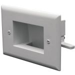 Datacomm Electronics Wht Recessed Cble Plate